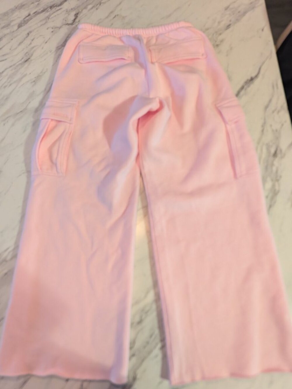 Cozy Sweatfleece Mega Cargo Flutter Sweatpant - Picture 3 of 3